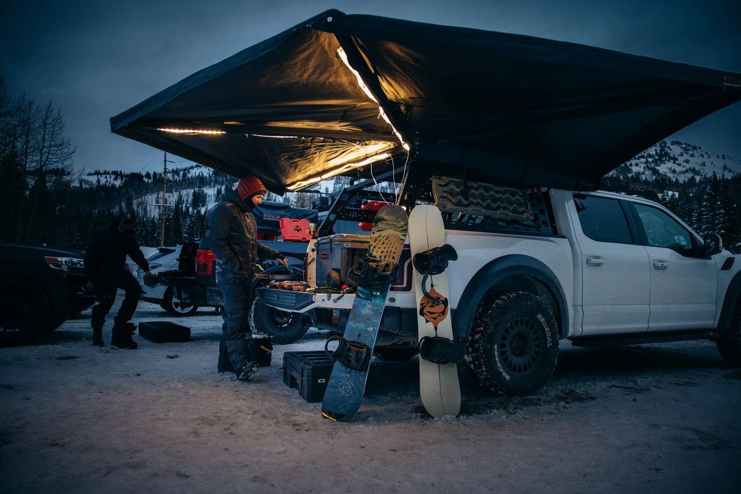ROAM LED TRACK LIGHT