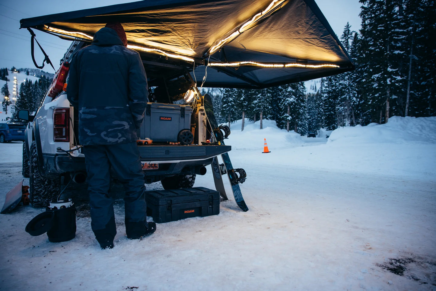 ROAM LED TRACK LIGHT
