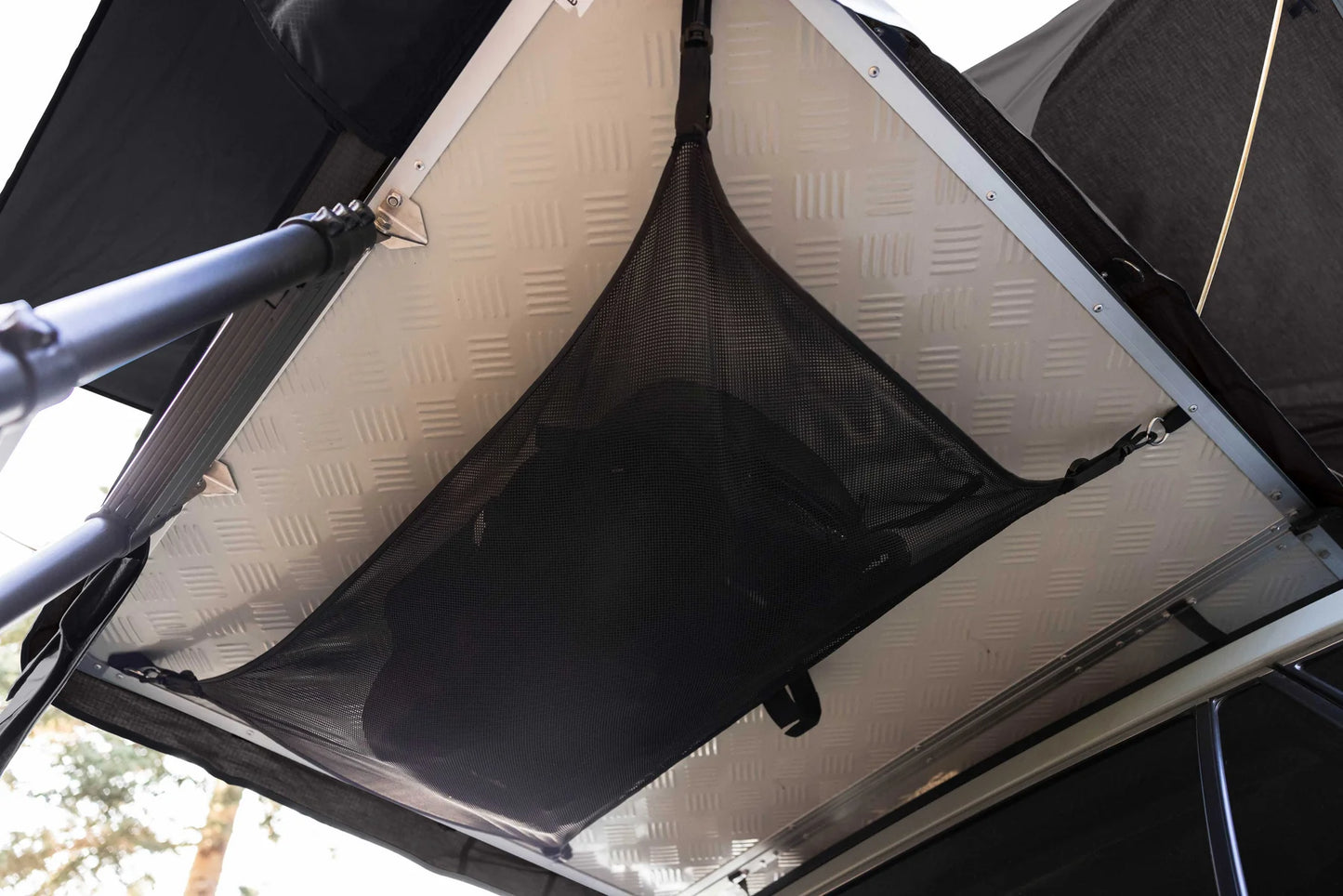 ROAM VAGABOND LITE ROOFTOP TENT