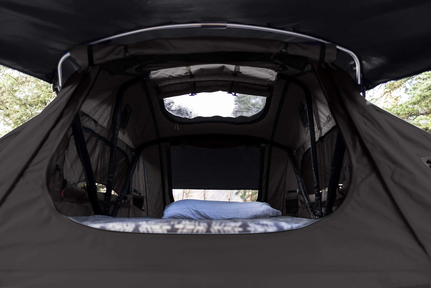 ROAM VAGABOND LITE ROOFTOP TENT